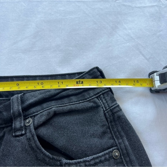 American Eagle AE Ripped Mom Straight Jean 9798 - Picture 12 of 13